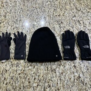 Cold weather accessories! Lululemon gloves and beanie, The North Face gloves